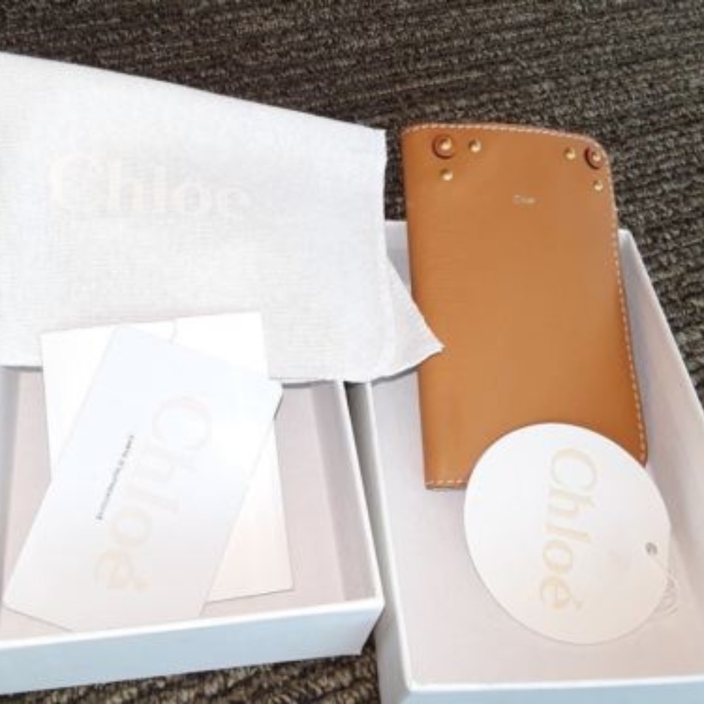 Auth Chloe Cognac leather Cell Phone Accessary case Gold studs NEW Italy